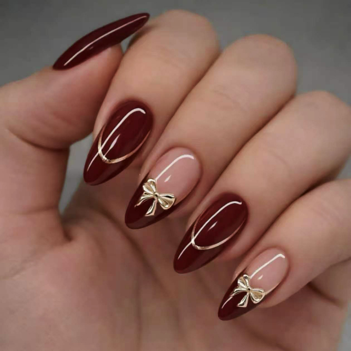 Nail Art Simple - 24 pièces de faux ongles rétro